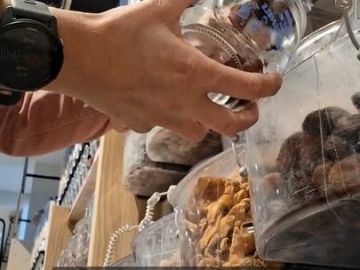 🫙Pour plus de simplicité et pour la planète, privilégiez les sacs et bocaux réutilisables ! 
👍 Nos balances font la tare, on vous explique les étapes ici !...