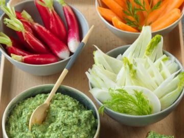 Que diriez-vous d’une délicieuse tartinade de fanes pour l’apéritif ?

• Difficulté : ★☆☆
• Pour : 4 personnes 👥
• Préparation : 20 min 👨‍🍳👩‍🍳

Les recettes...
