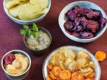 Légères et croustillantes : ces chips sont parfaites pour l'apéro 
• Difficulté : ★☆☆
• Pour : 4 personnes 👥👥
• Préparation : 30 min 👨‍🍳👩‍🍳
• Cuisson : 1h30...