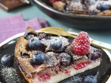 Pour la touche sucrée, découvrez ce délicieux clafoutis aux fruits rouges et au chocolat, pour les gourmands, parfait pour finir un repas

• Difficulté :...